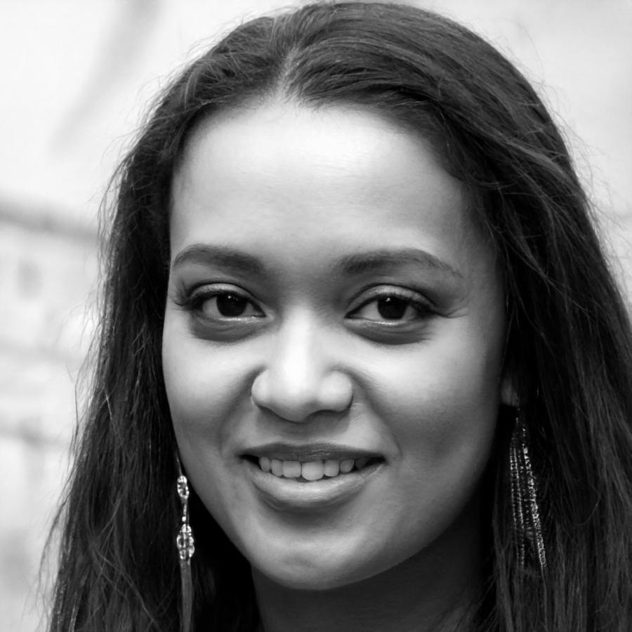 Delphine Rivers team member